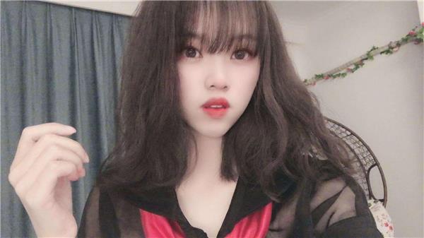 花都小甜甜妹妹